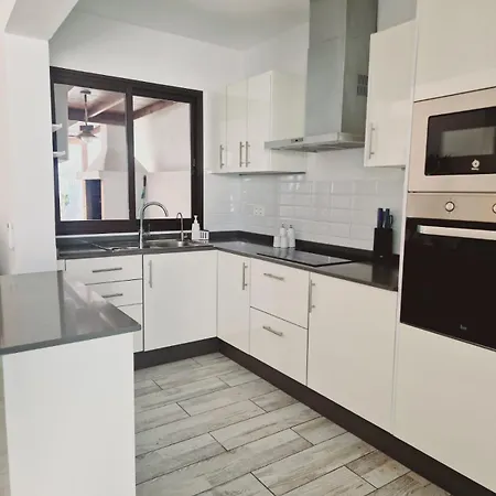 Villa Mirakai Playa Honda (Lanzarote)